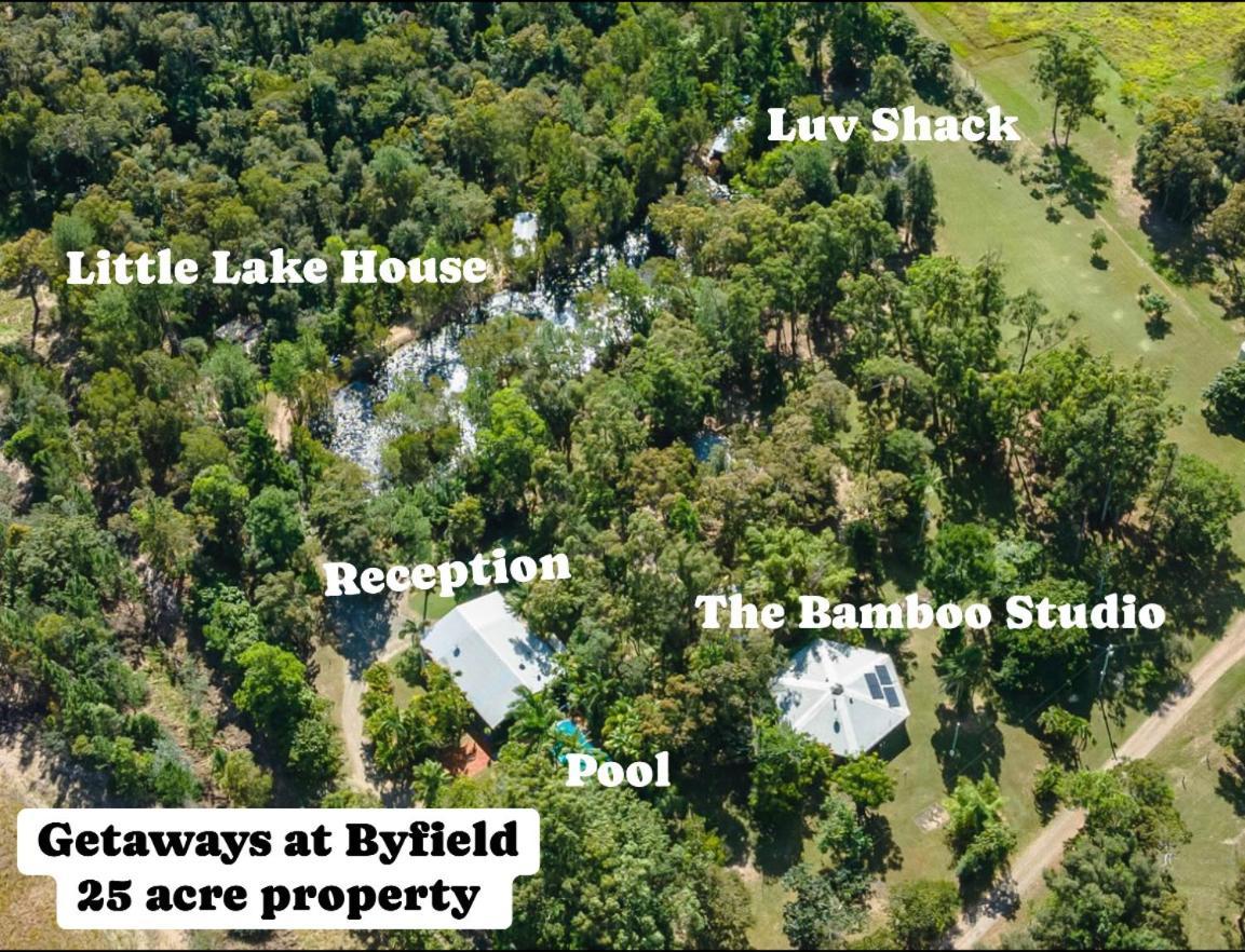 Villa Getaways At Byfield Exterior foto