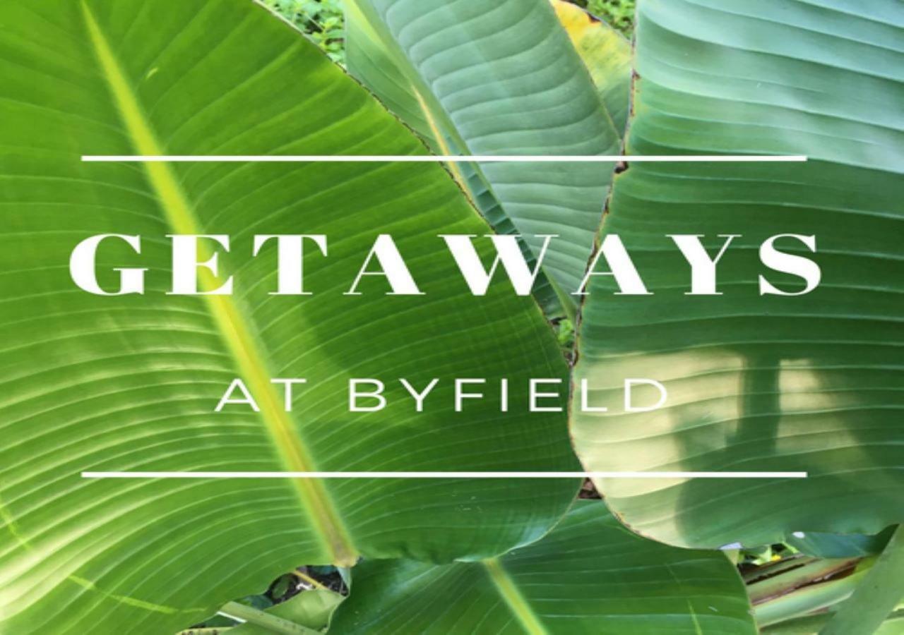 Villa Getaways At Byfield Exterior foto